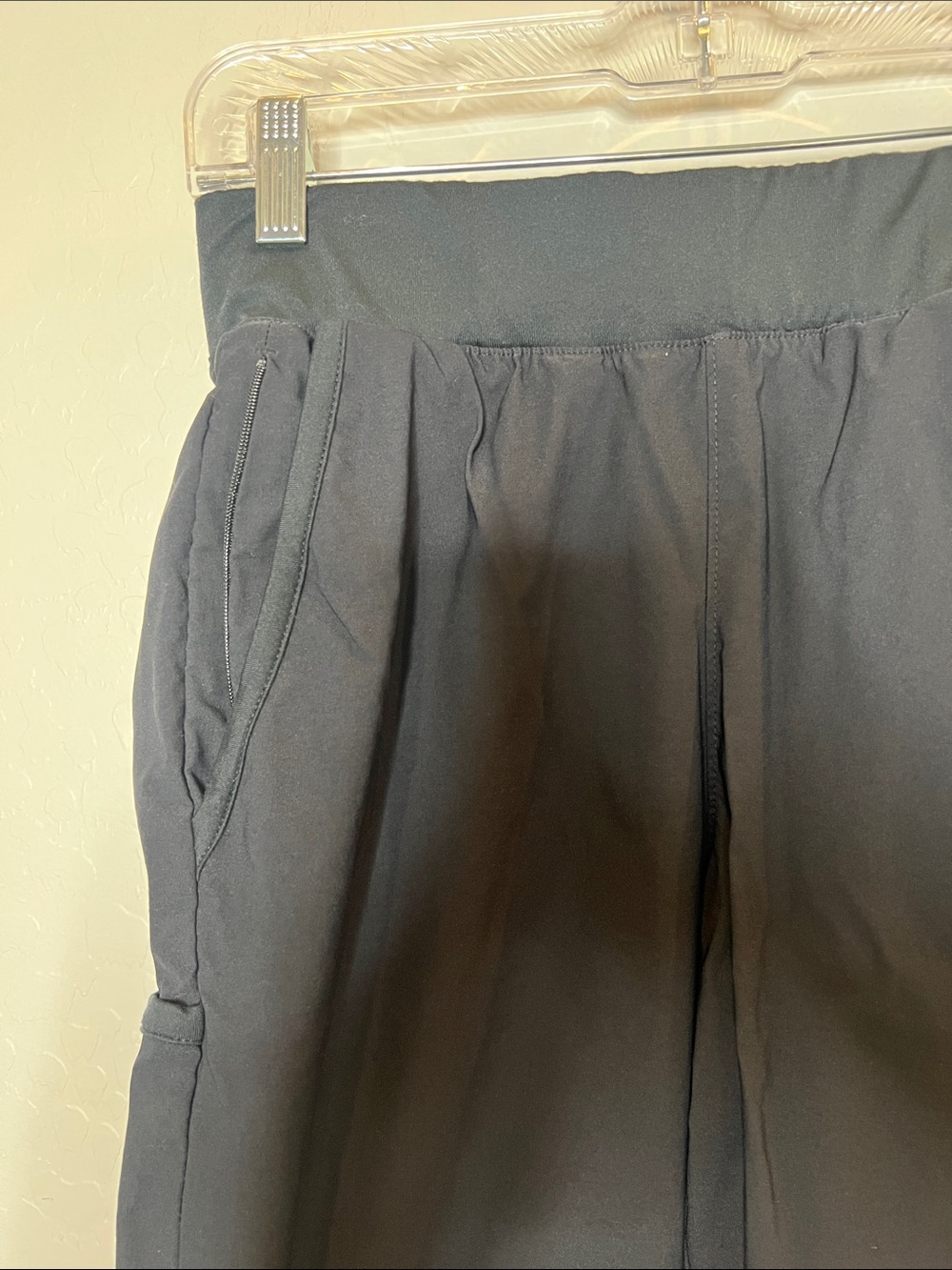 Columbia Black Utility Jogger Pants - Comfortable Everyday Wear size Medium - Picture 2 of 14